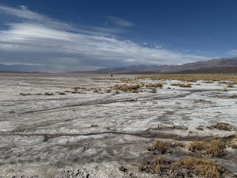 Badwater Basin v Death Valley