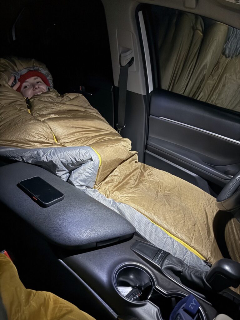 spaní v autě